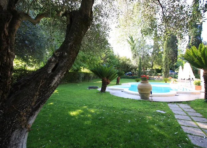 Appia Antica 1Br With Swimming Pool